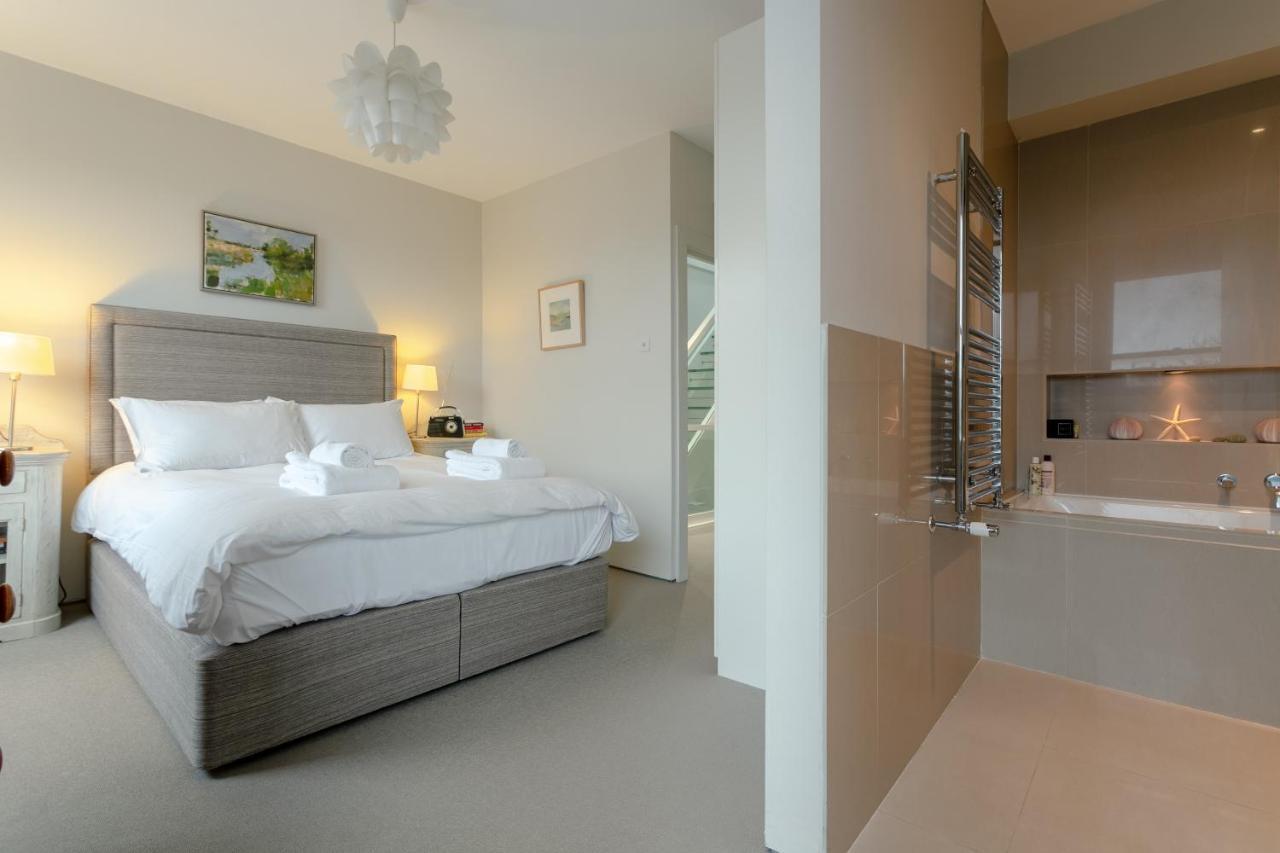 2 Bedroom Apartment Hammersmith Grove Sleeps 4 London Exterior photo